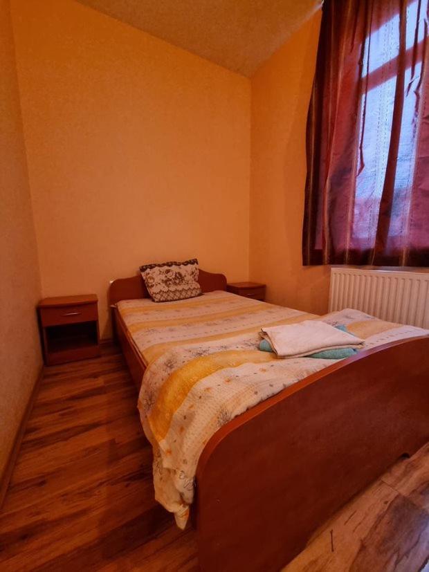 Family Hotel RUJETA Семеен Хотел РУЖЕТА - идеален център Pavlikeni Екстериор снимка